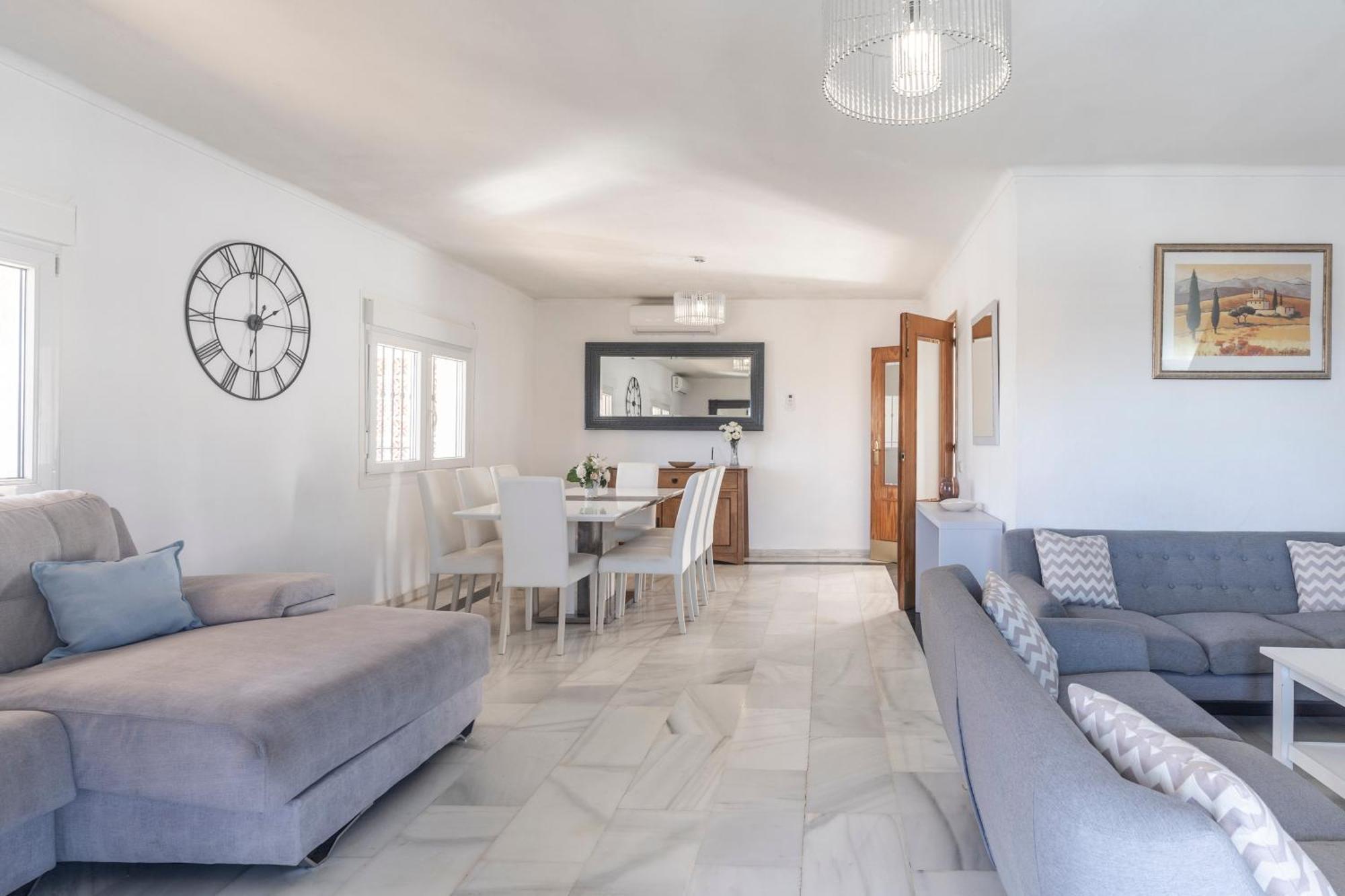 Beautiful 5 Bedroom Villa, Sea Views, Private Pool, Estepona Newly Refurbished Exterior foto